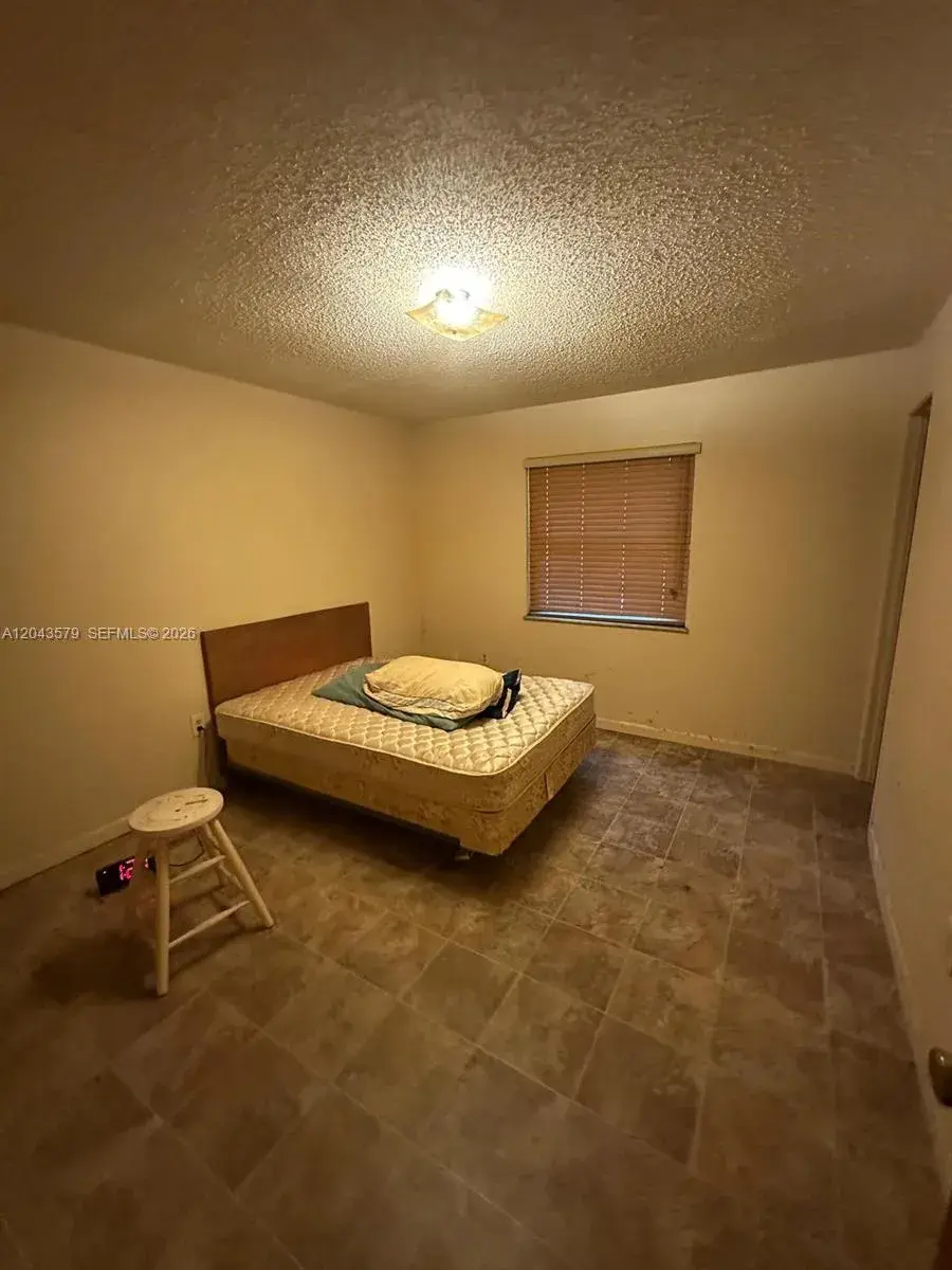 6100 Tangelo Dr, Fort Pierce FL 34982