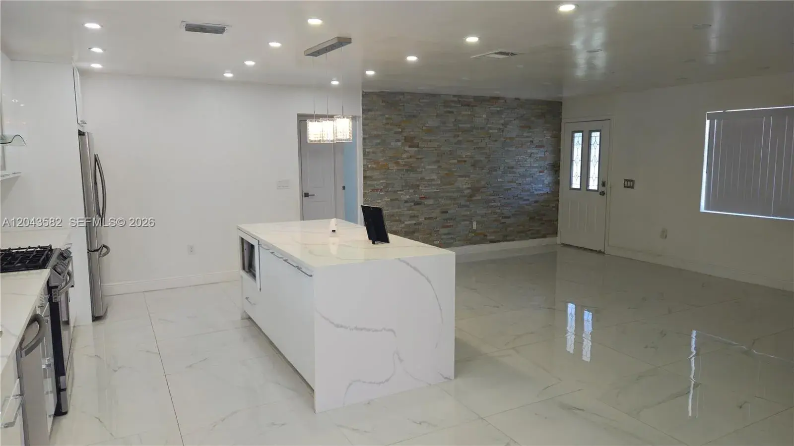12341 NW 30th St, Sunrise FL 33323