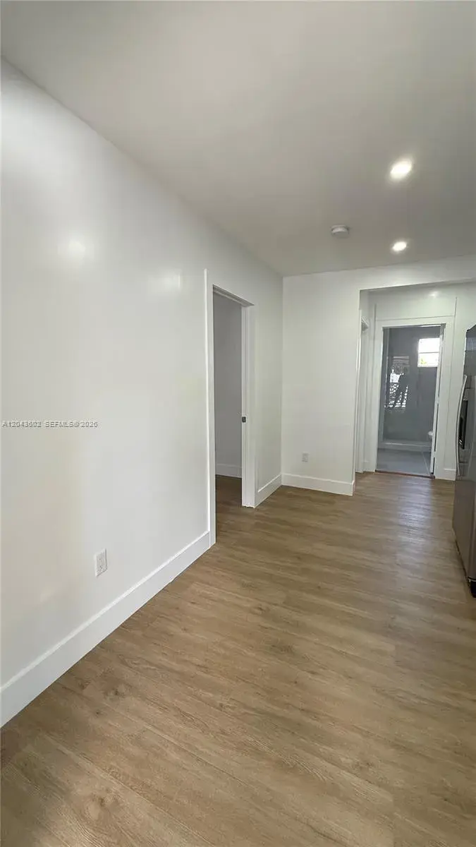 211 SW 10th Ave # 4, Miami FL 33130