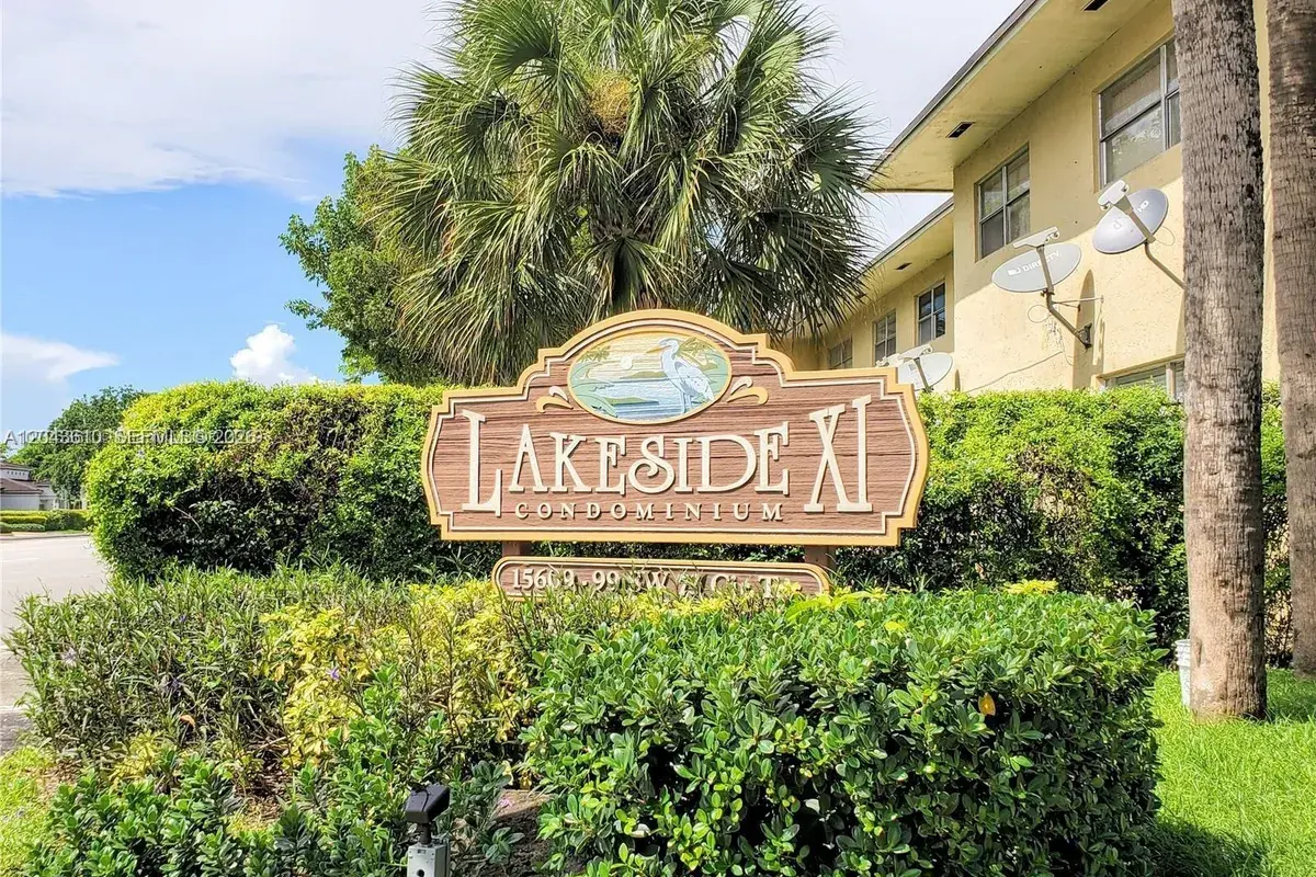 15659 SW 73rd Cir Ter # 4, Miami FL 33193