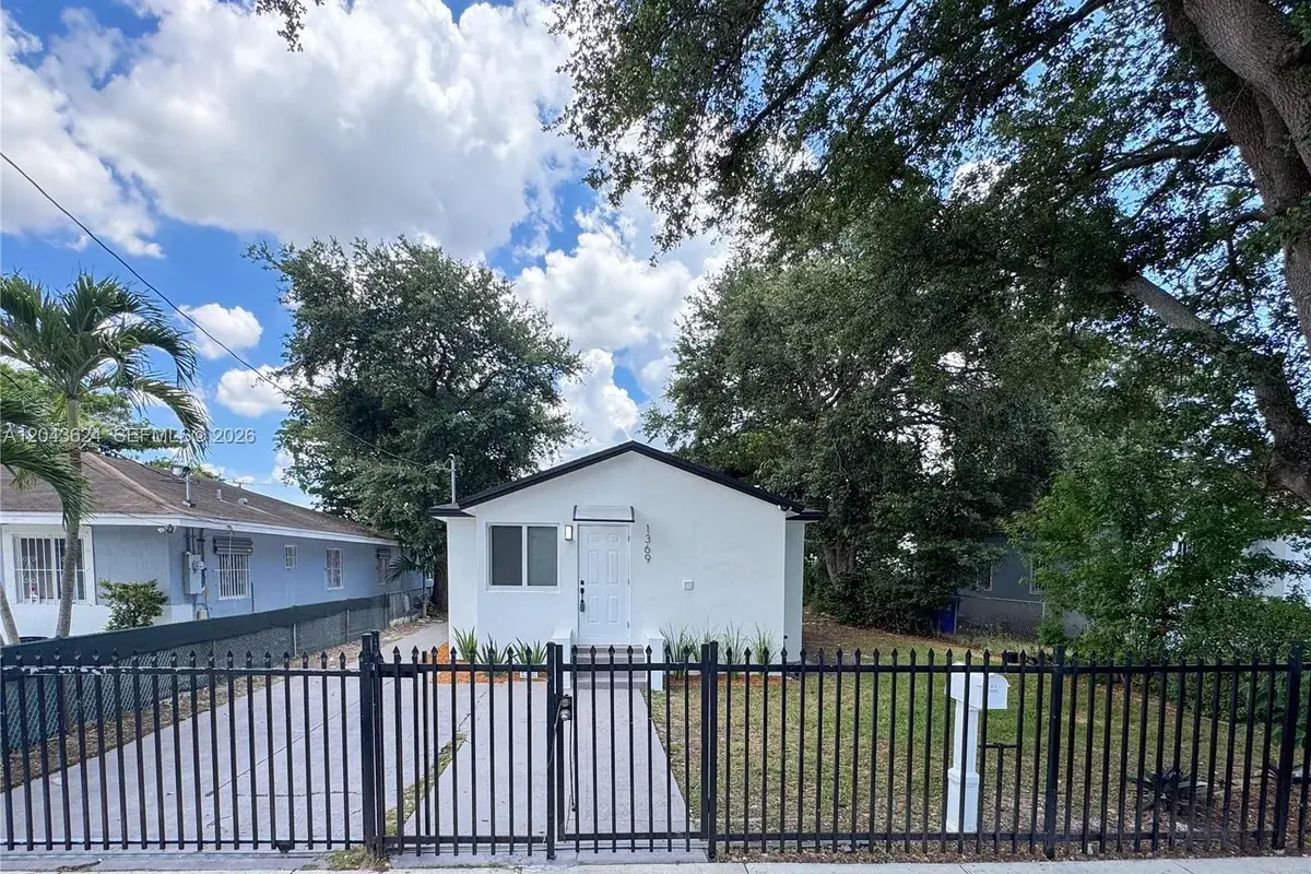 1369 NW 68th Ter, Miami FL 33147