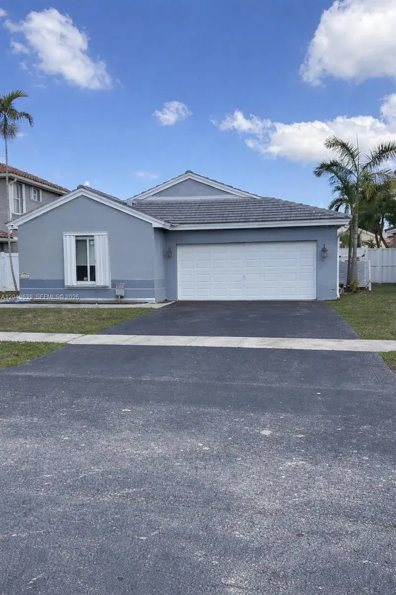 19227 NW 22nd St, Pembroke Pines FL 33029