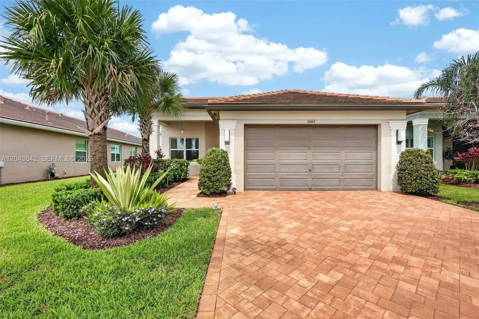 11662 SW Moon River Way, Port St. Lucie FL 34987