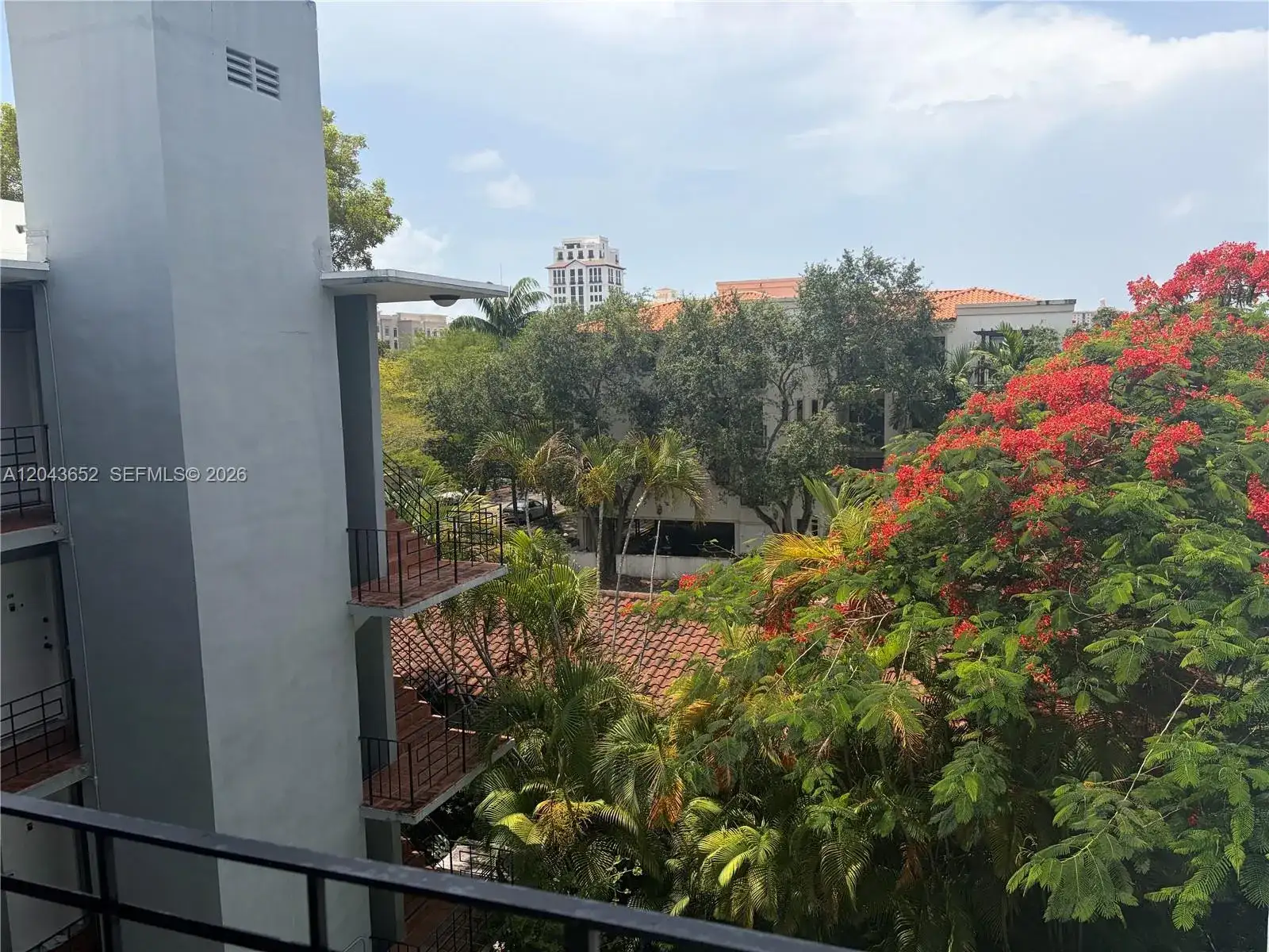 820 Salzedo St # 405, Coral Gables FL 33134 photo 2