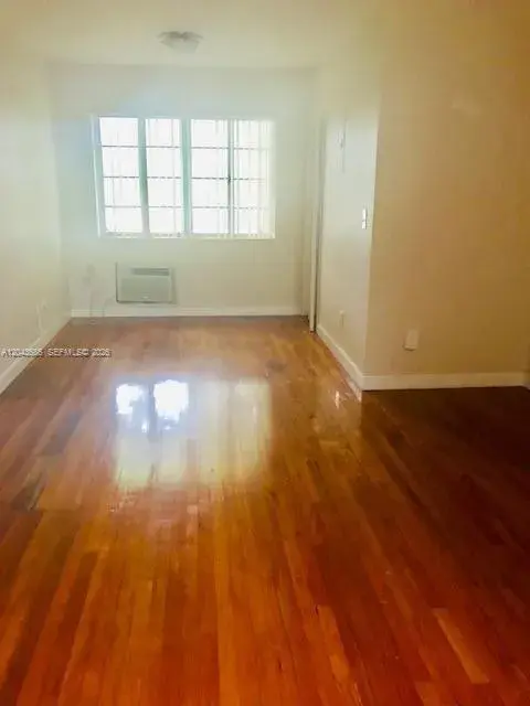 1008 E Ponce De Leon Blvd # 3, Coral Gables FL 33134
