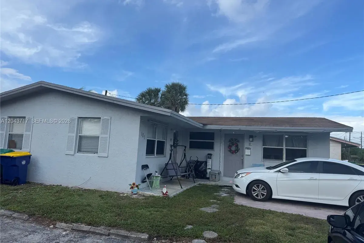 101 NW 13th Ave, Dania Beach FL 33004