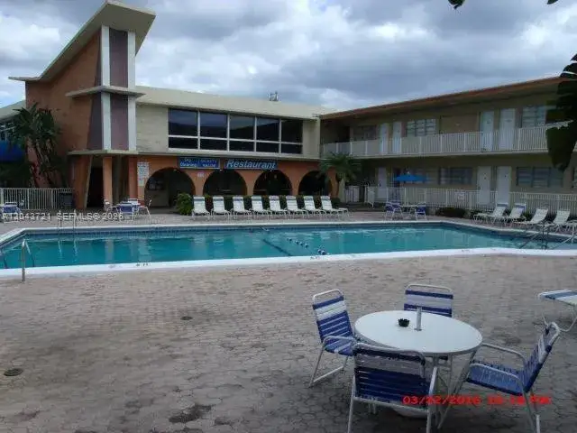26 Diplomat Pkwy # 2248, Hallandale Beach FL 33009