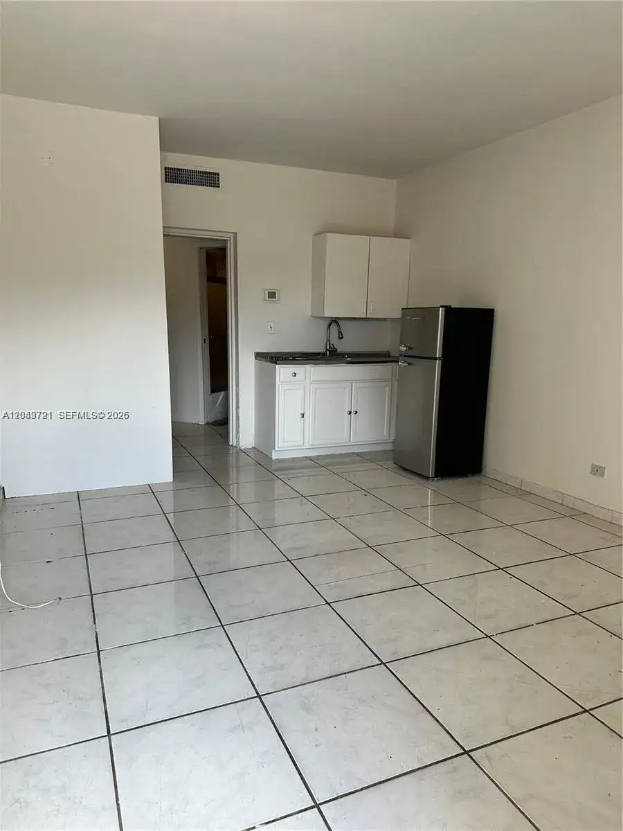 26 Diplomat Pkwy # 2248, Hallandale Beach FL 33009 photo 5