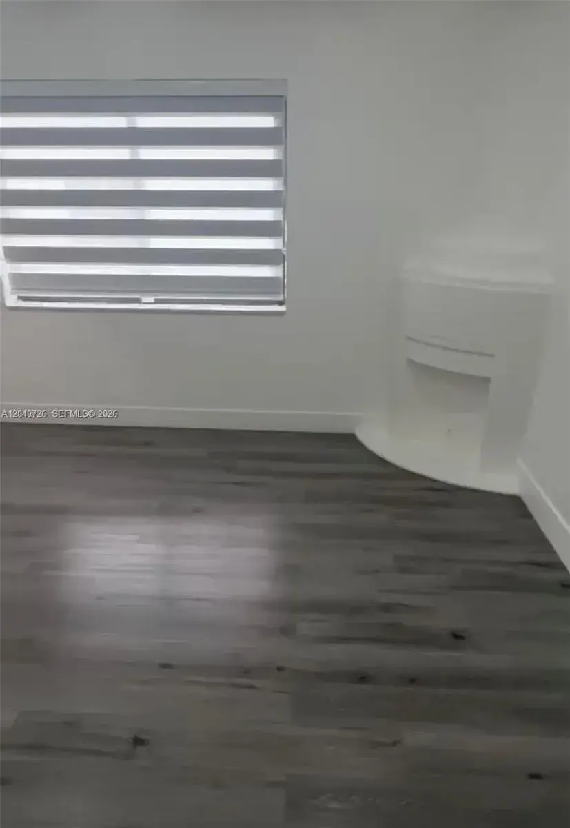1895 SW 22nd # 7, Miami FL 33145