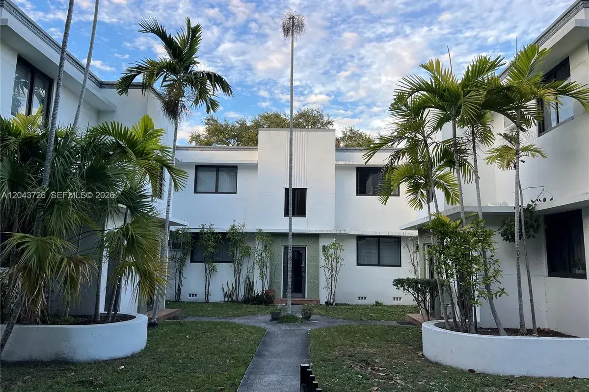 1895 SW 22nd # 7, Miami FL 33145