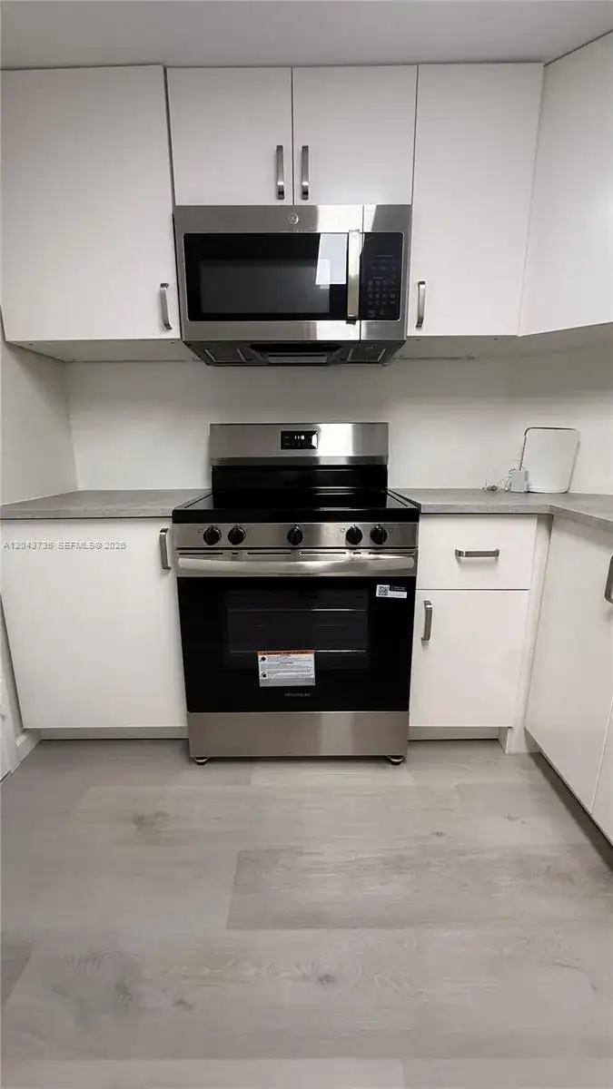 300 Bayview Dr # 211, Sunny Isles Beach FL 33160 photo 4