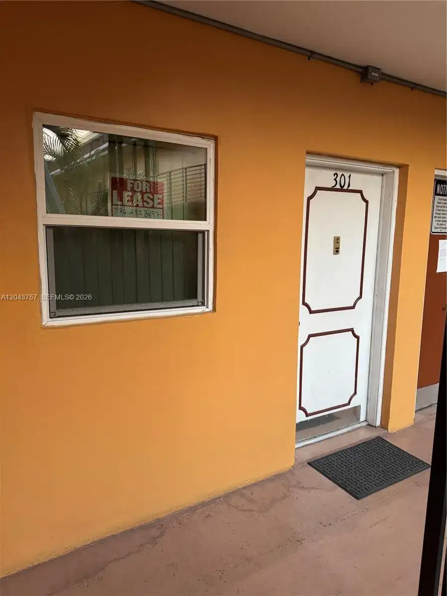 365 NE 125th St # 301, North Miami FL 33161 photo 3