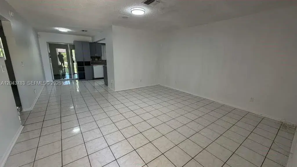 5425 NW 16th Ct # 0, Lauderhill FL 33313