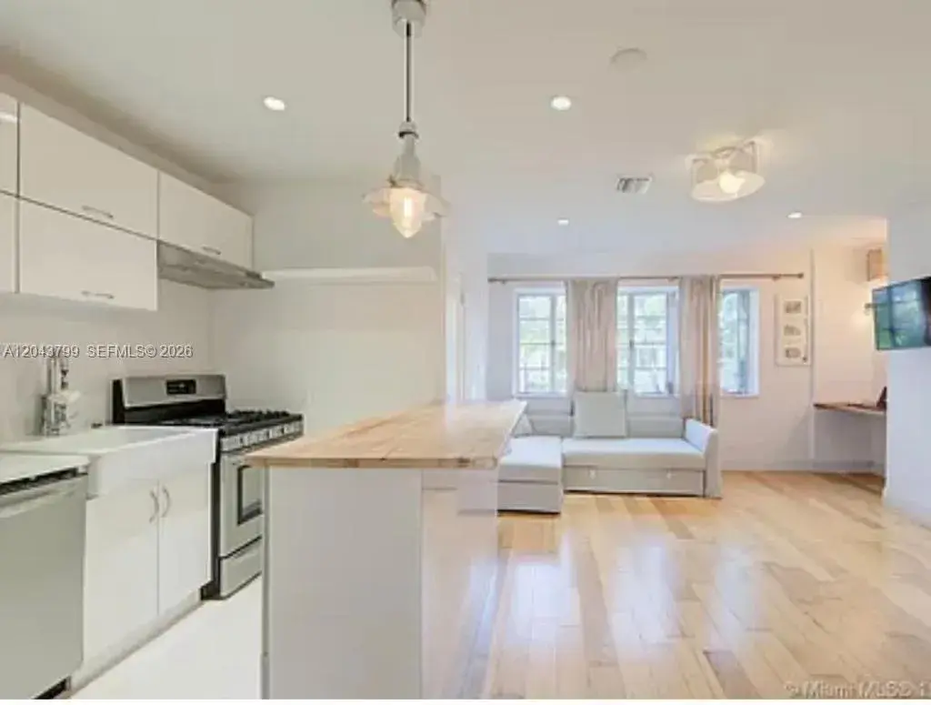 840 Michigan Ave # 7, Miami Beach FL 33139