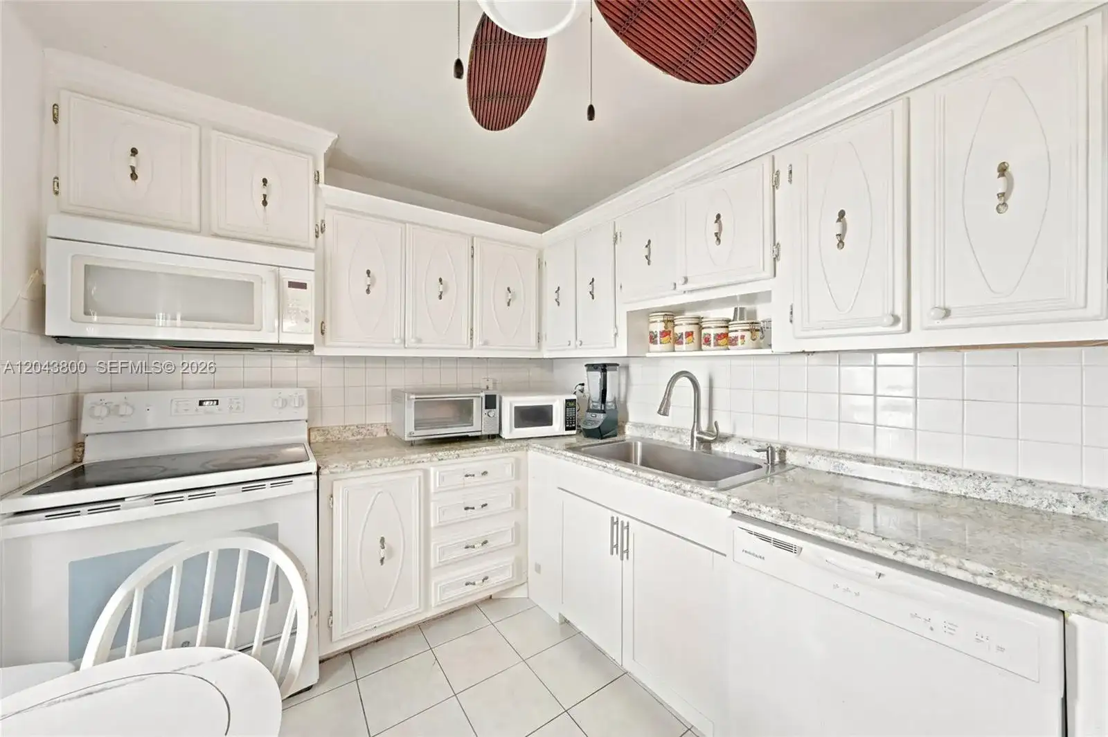 4141 NW 44th Ave # 321, Lauderdale Lakes FL 33319 photo 4