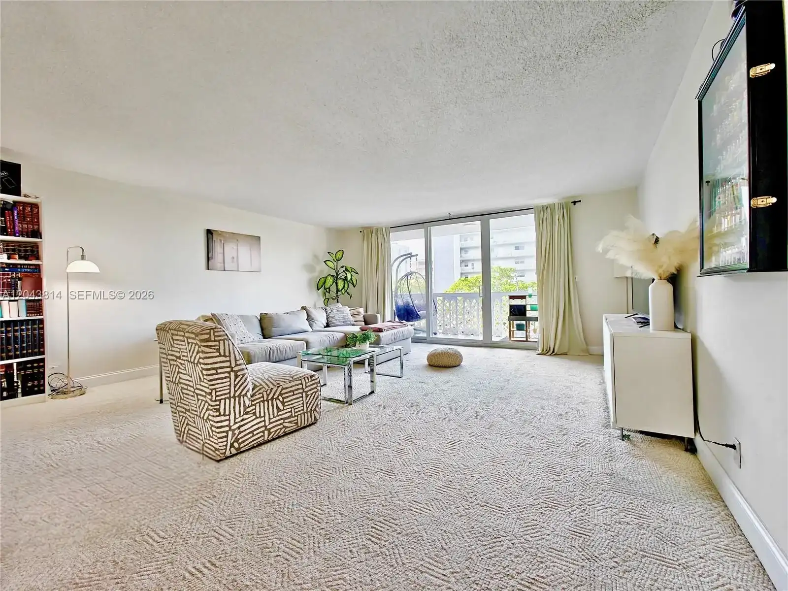 400 NE 12th Ave # 306, Hallandale Beach FL 33009
