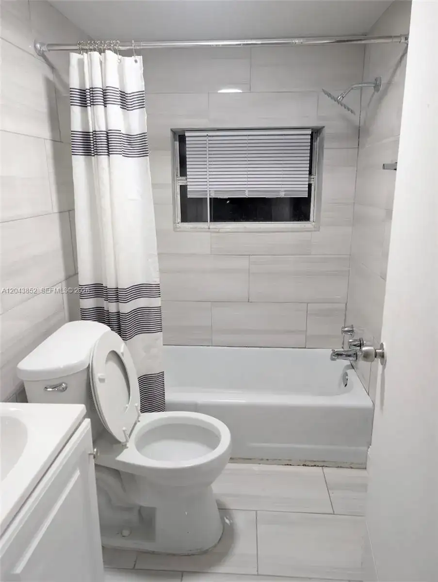 700 Boston Ave Apt C, Fort Pierce FL 34950 photo 5