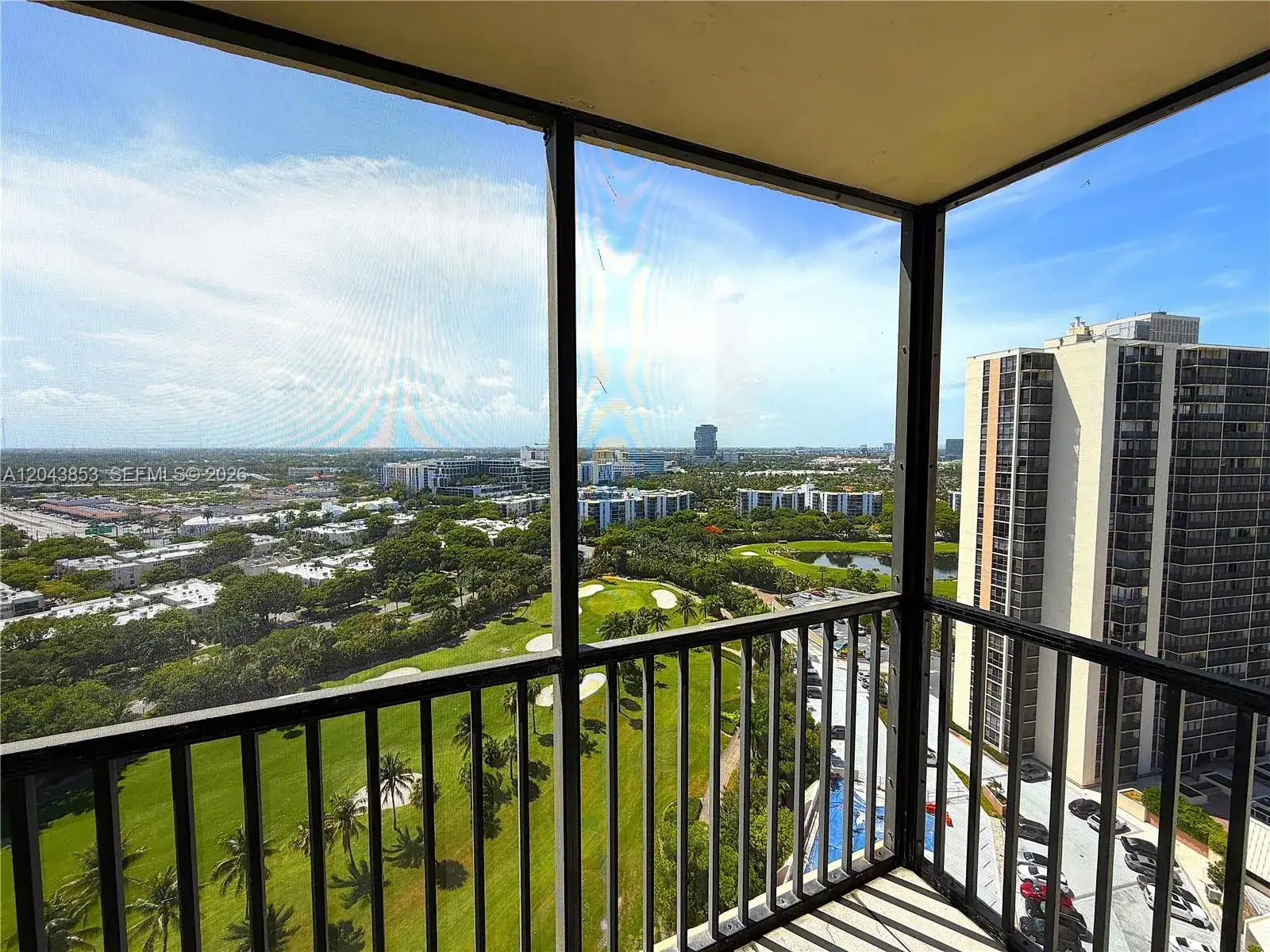 20335 W Country Club Dr # 2210, Aventura FL 33180 photo 2