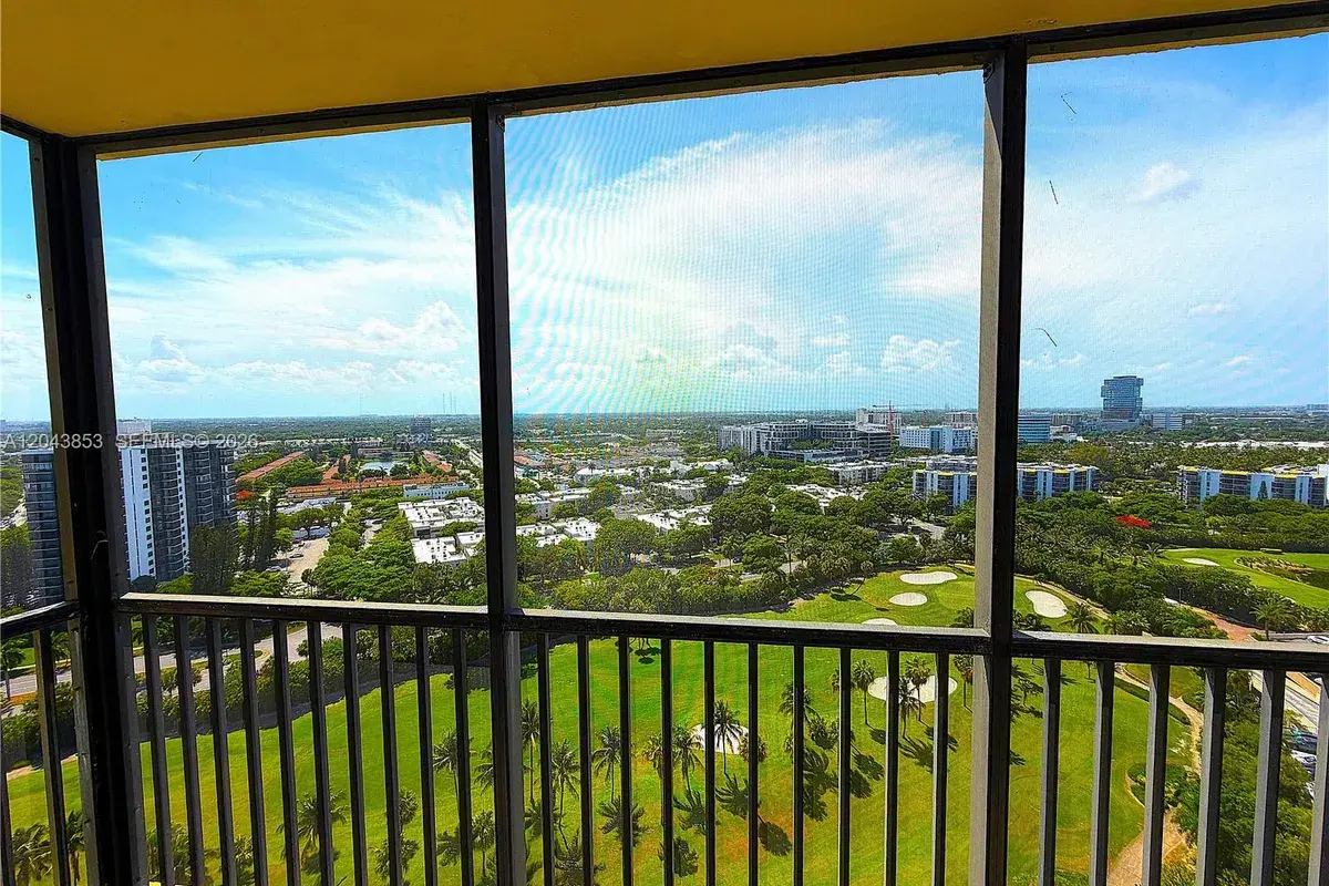 20335 W Country Club Dr # 2210, Aventura FL 33180