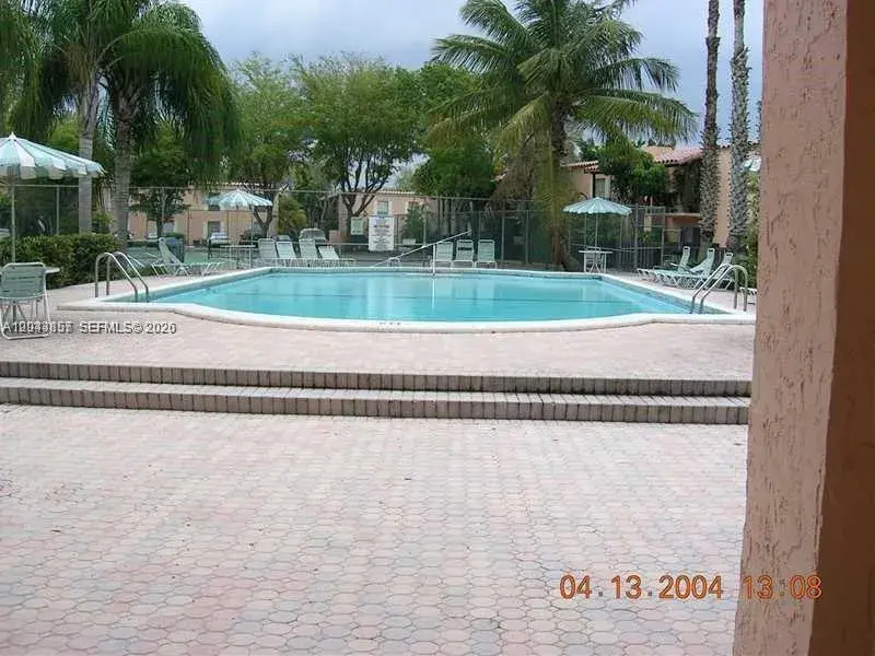 10794 N Kendall Dr # B22, Miami FL 33176