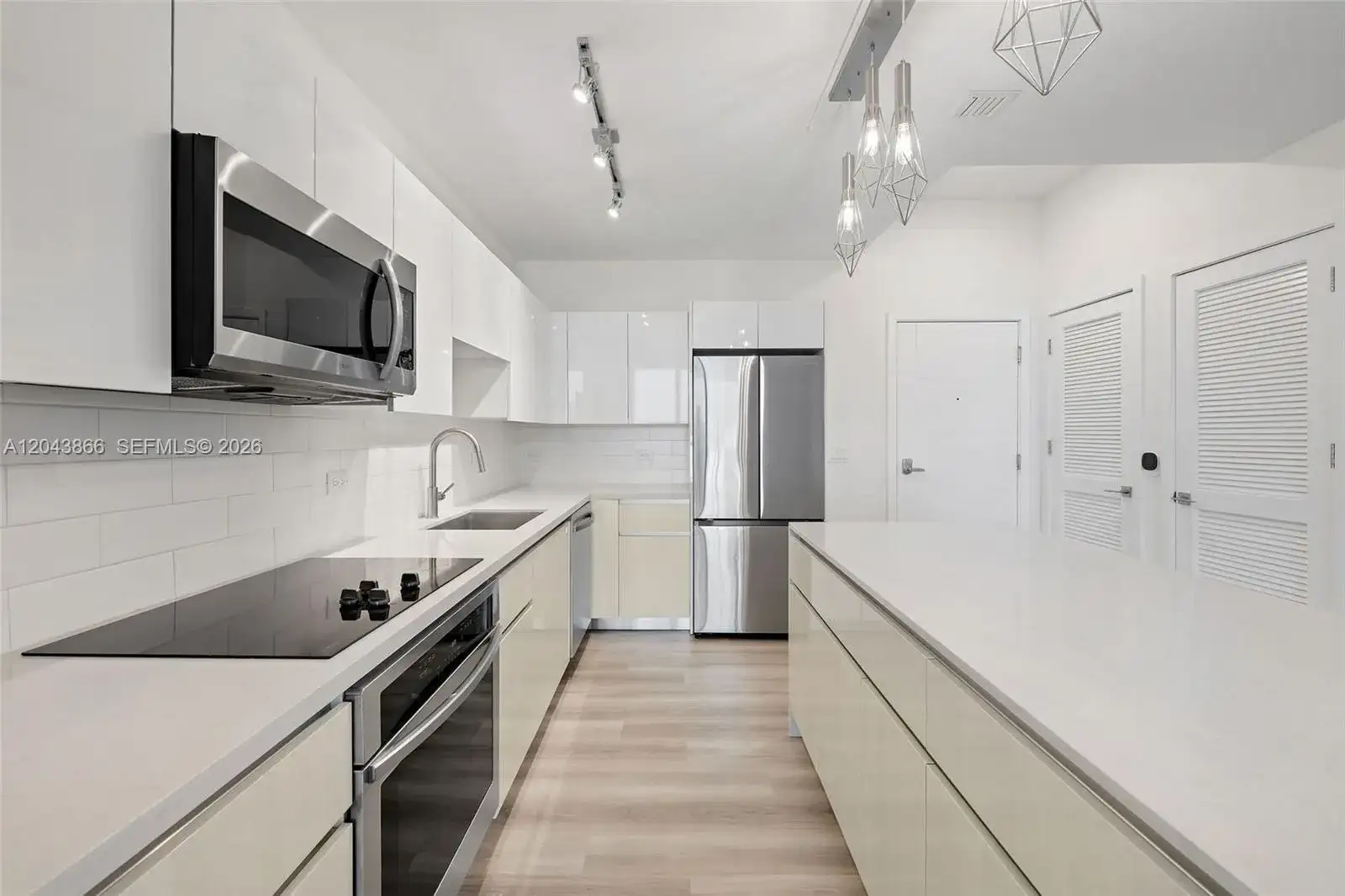 101 Diplomat Pkwy # 2304, Hallandale Beach FL 33009 photo 2