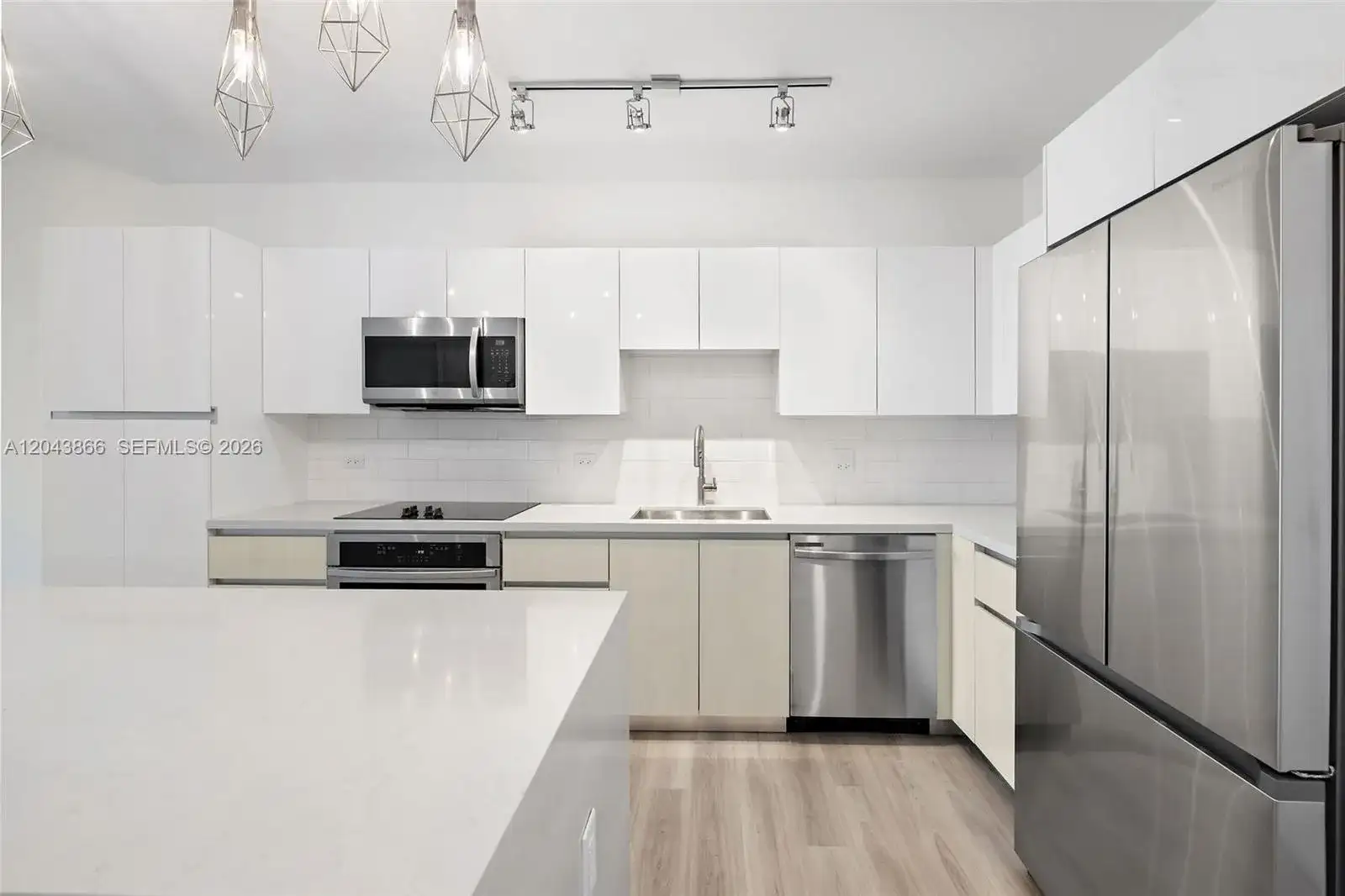 101 Diplomat Pkwy # 2304, Hallandale Beach FL 33009 photo 4