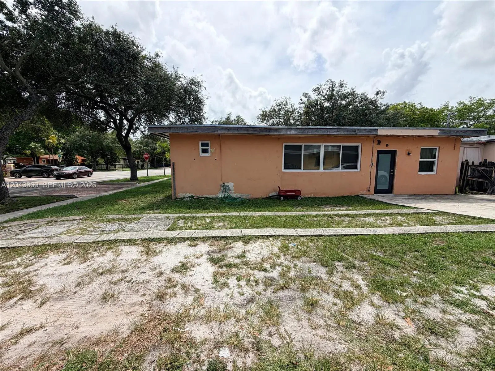 13105 NW 12th Ave, North Miami FL 33168