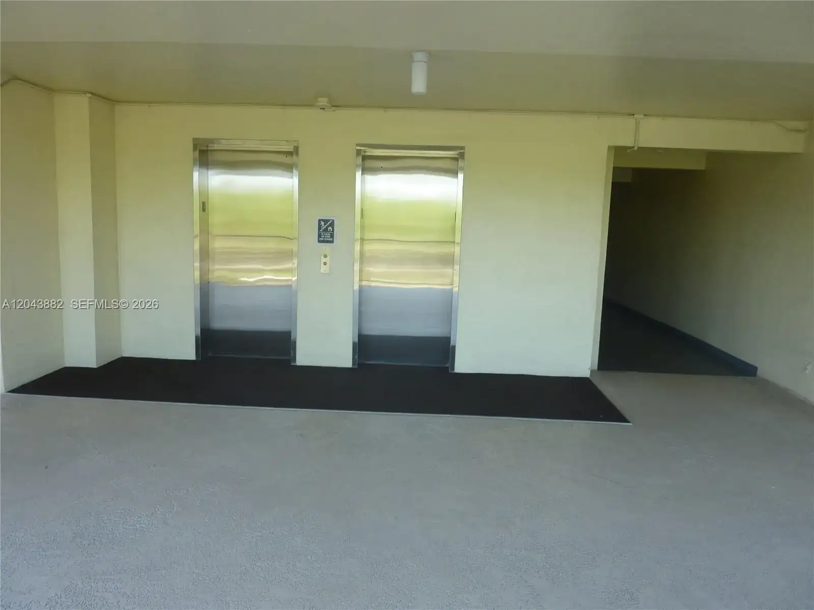 3200 N Palm Aire Dr # 305, Pompano Beach FL 33069 photo 4