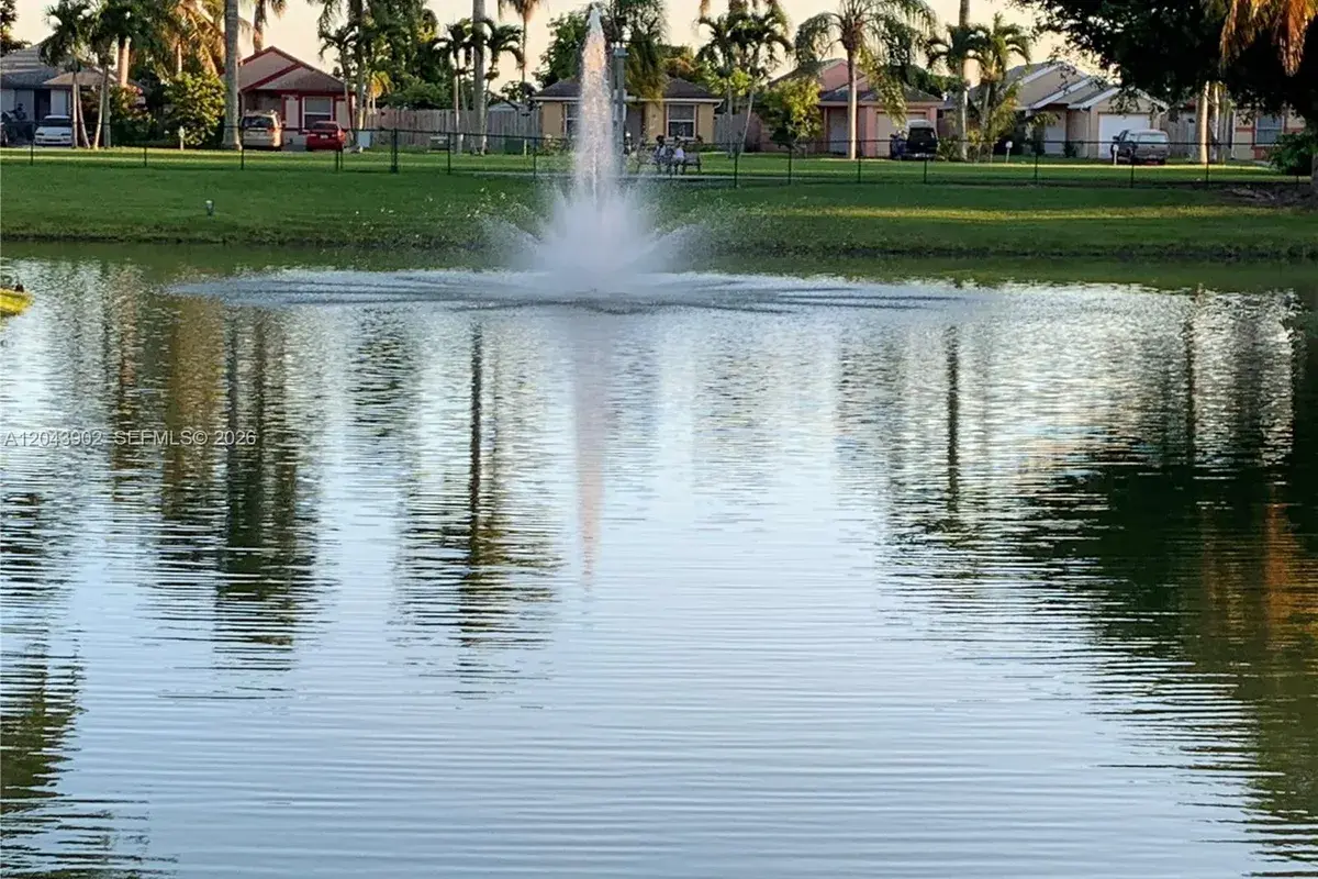 848 SW 10th St, Florida City FL 33034