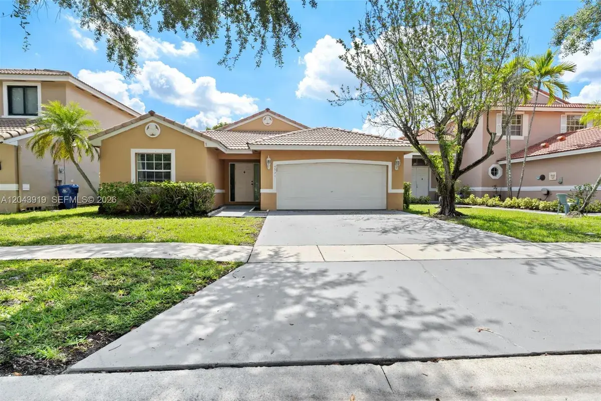 4931 SW 152nd Ave, Miramar FL 33027