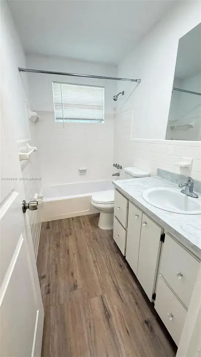 400 SE 9th Ct # 9, Hallandale Beach FL 33009 photo 5