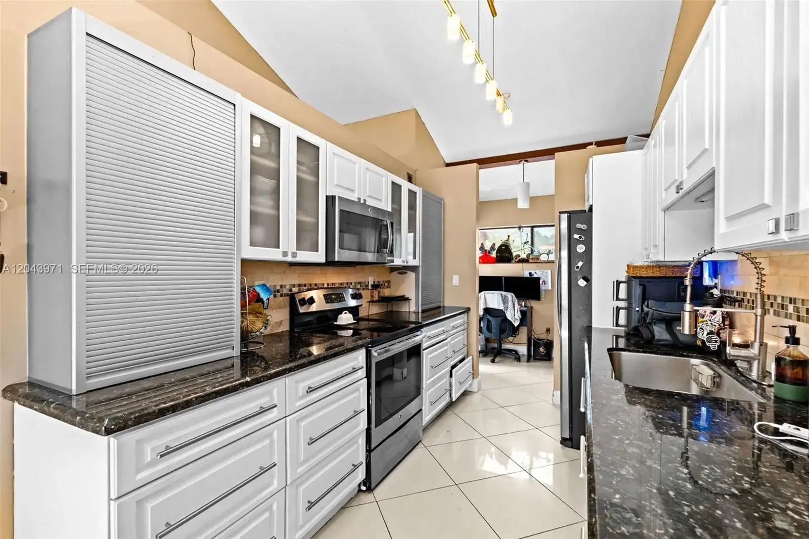1709 NW 72nd Ave # 66, Plantation FL 33313 photo 5