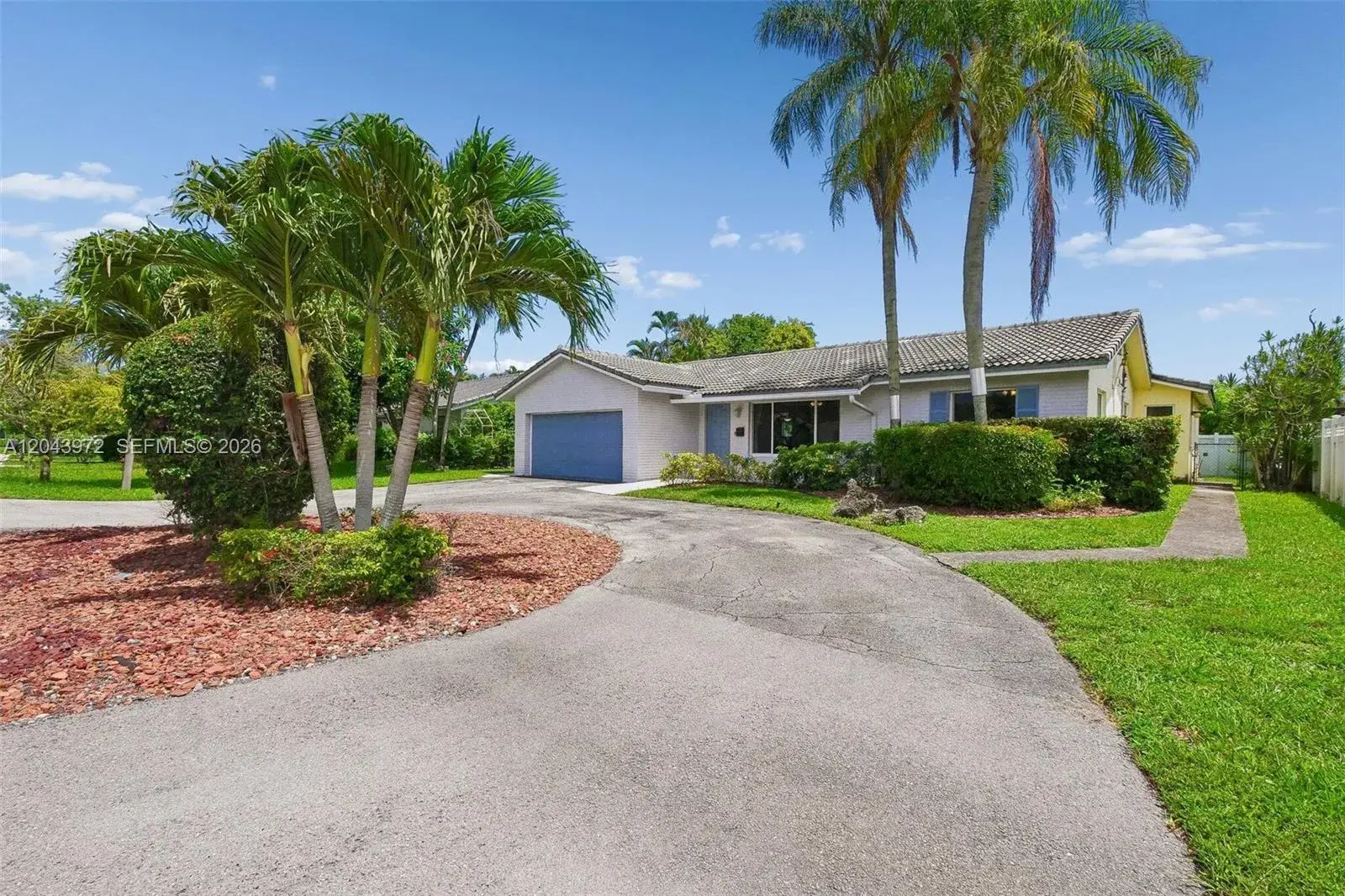 7506 NW 42nd St, Coral Springs FL 33065