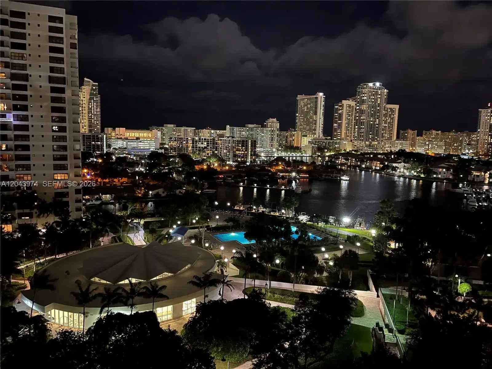 600 Three Islands Blvd # 1113, Hallandale Beach FL 33009 photo 4