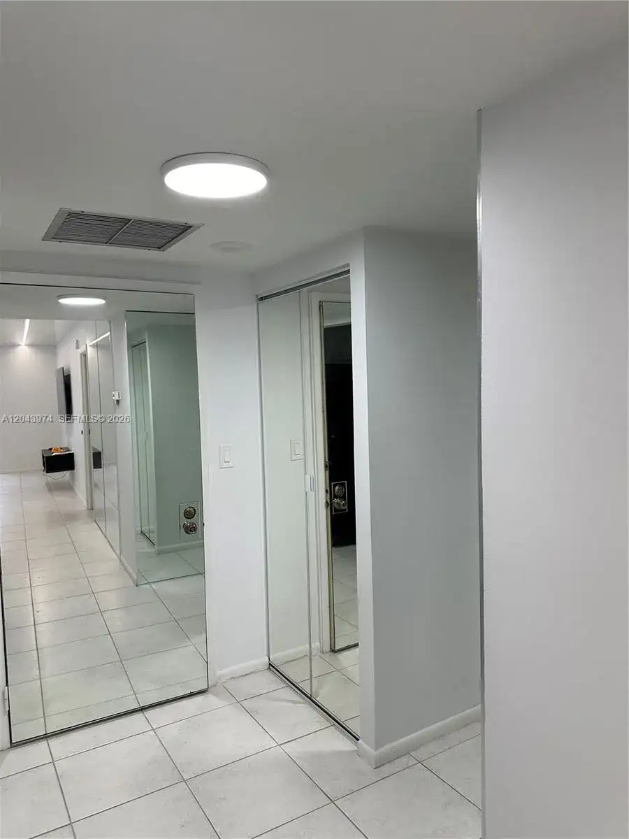 600 Three Islands Blvd # 1113, Hallandale Beach FL 33009 photo 5