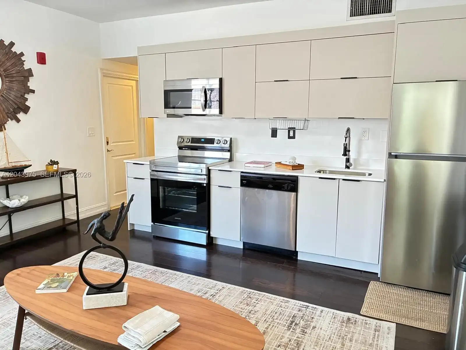 601 11th St # 107, Miami Beach FL 33139