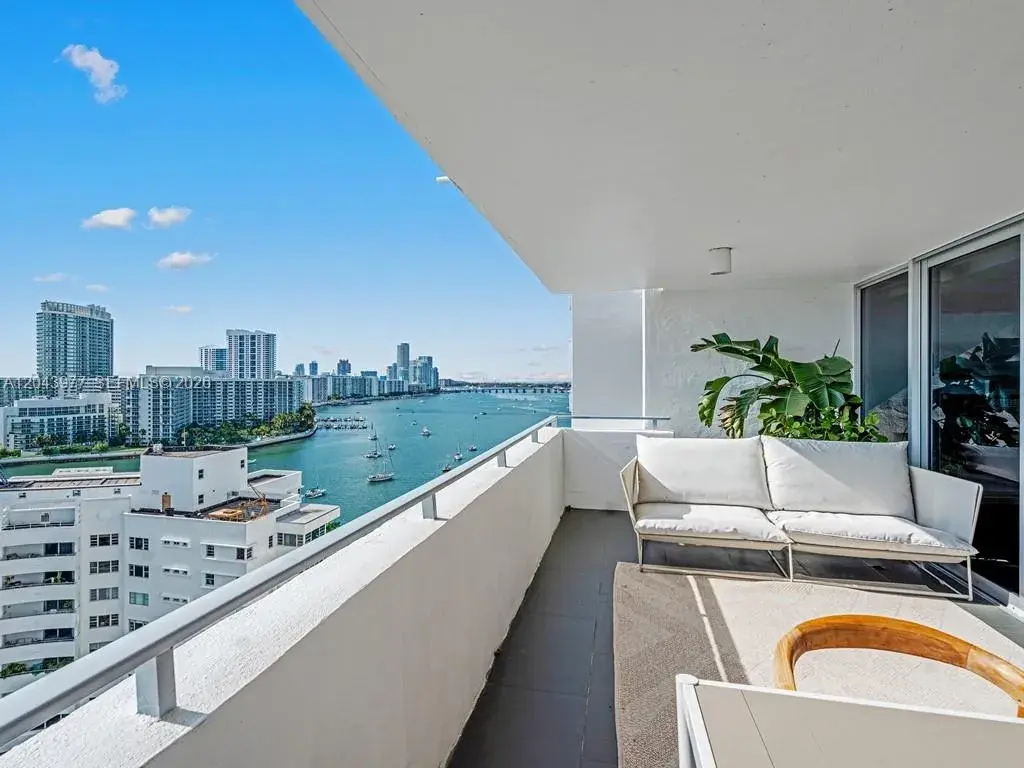 11 Island Ave # 1712, Miami Beach FL 33139