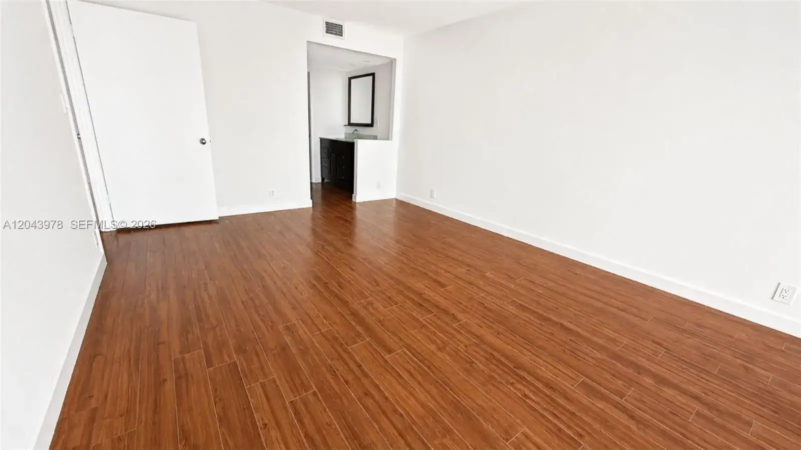 1901 Brickell Av # B2203, Miami FL 33129 photo 5