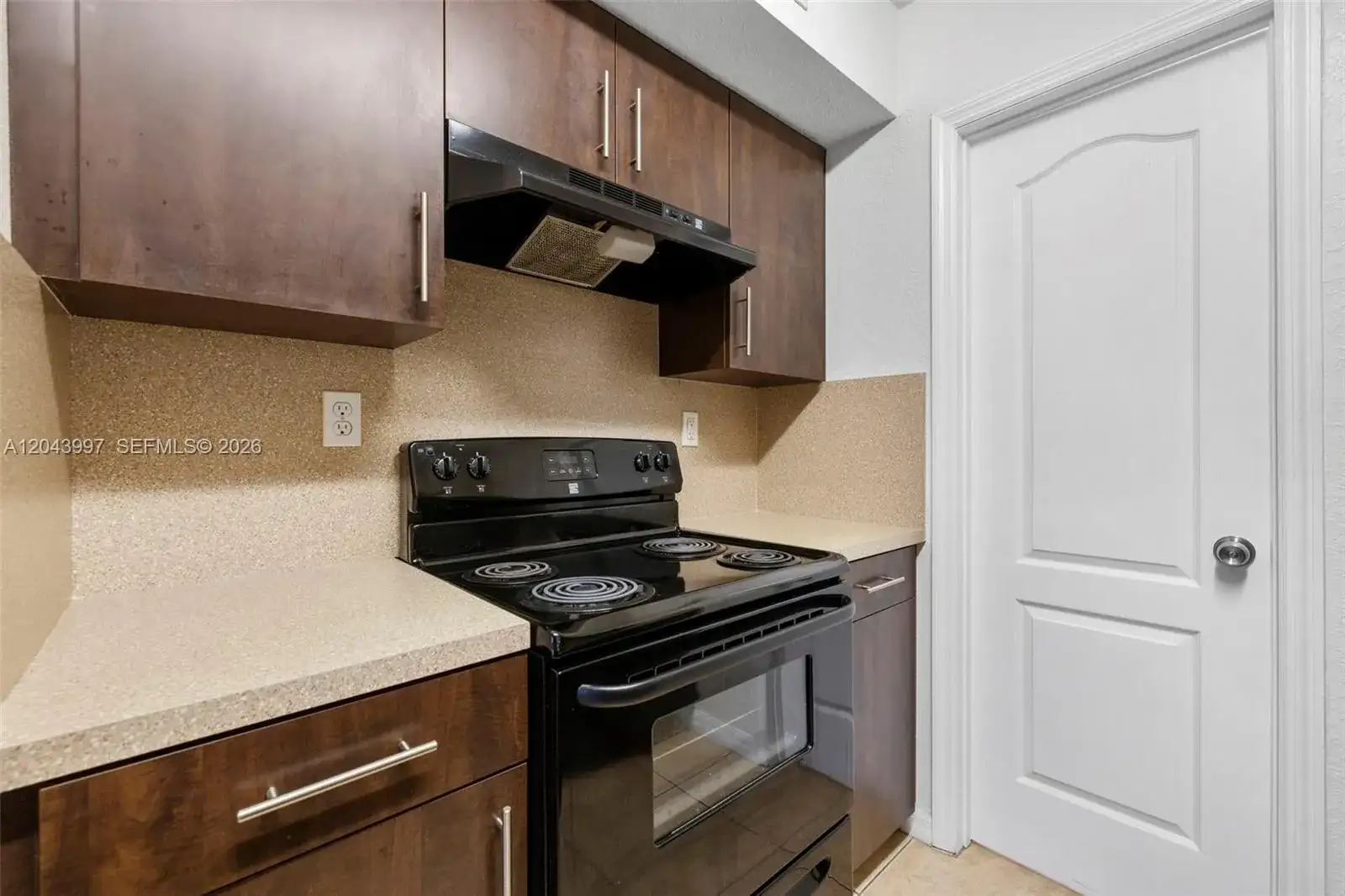 13 S Royal Poinciana Blvd # 14, Miami Springs FL 33166 photo 2