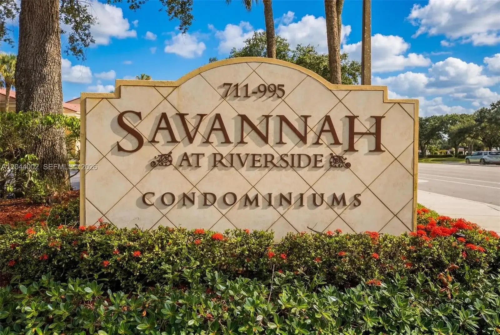 977 Riverside Dr # 220, Coral Springs FL 33071 photo 2