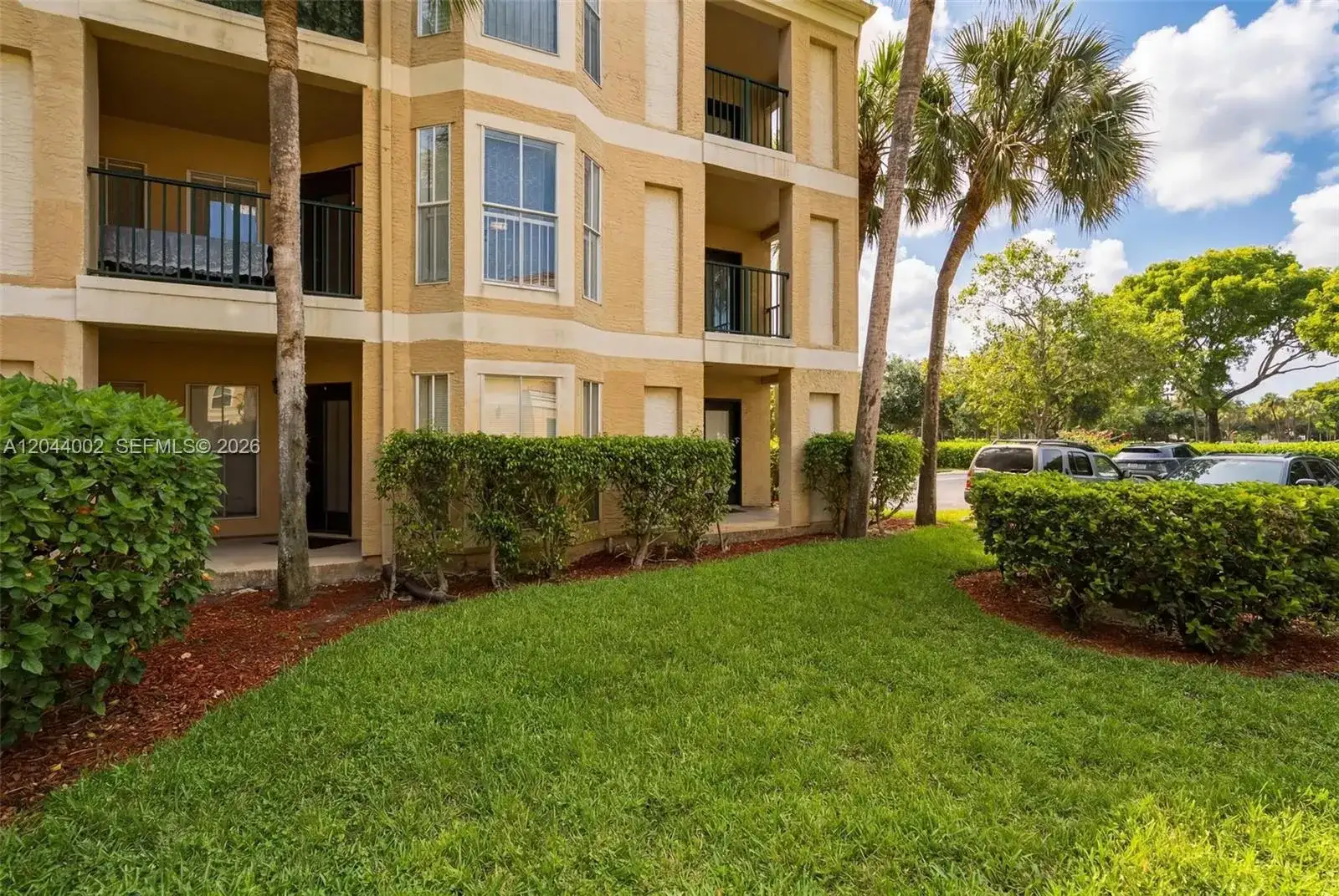 977 Riverside Dr # 220, Coral Springs FL 33071 photo 3