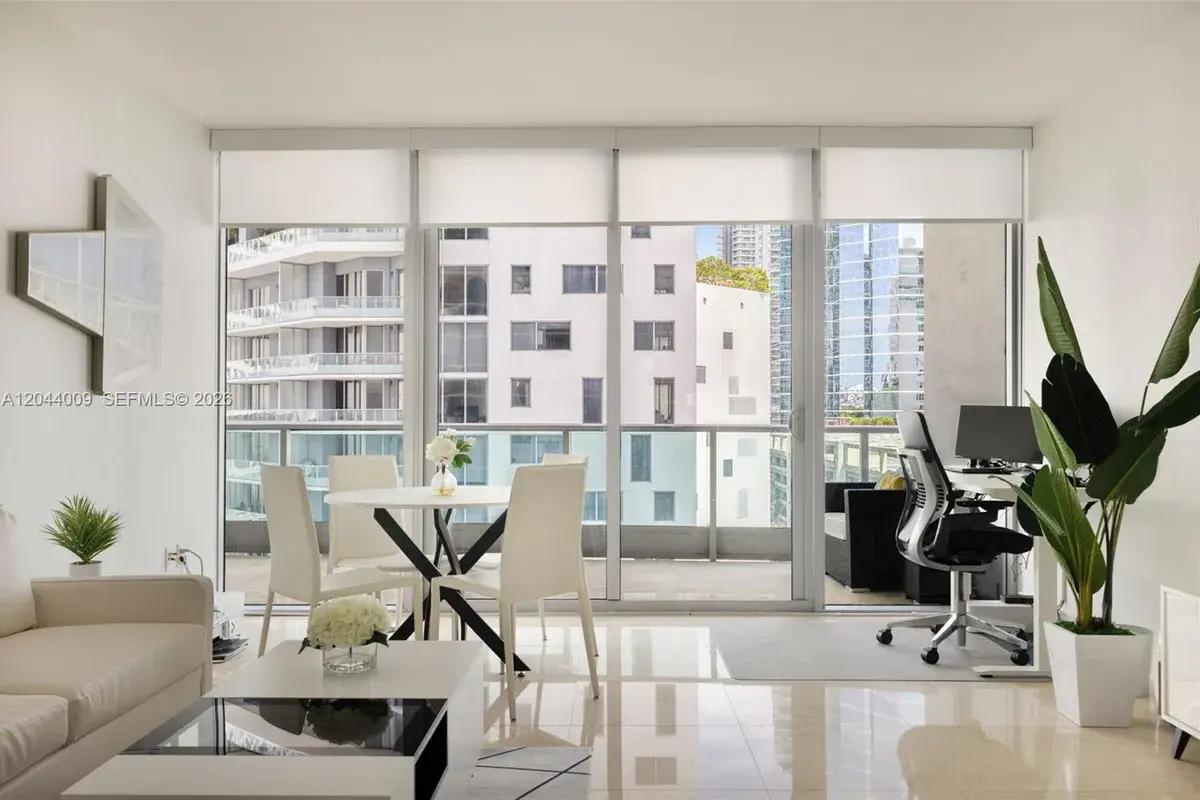1331 Brickell Bay Dr # 904, Miami FL 33131