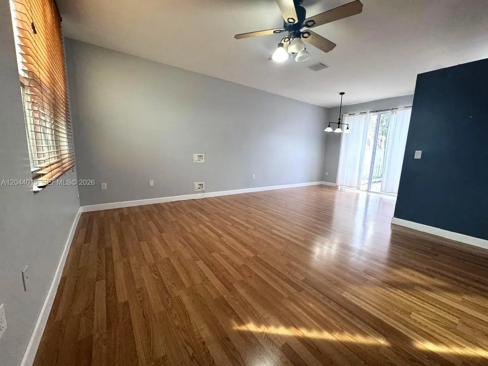 1435 NW 154th Ln, Pembroke Pines FL 33028