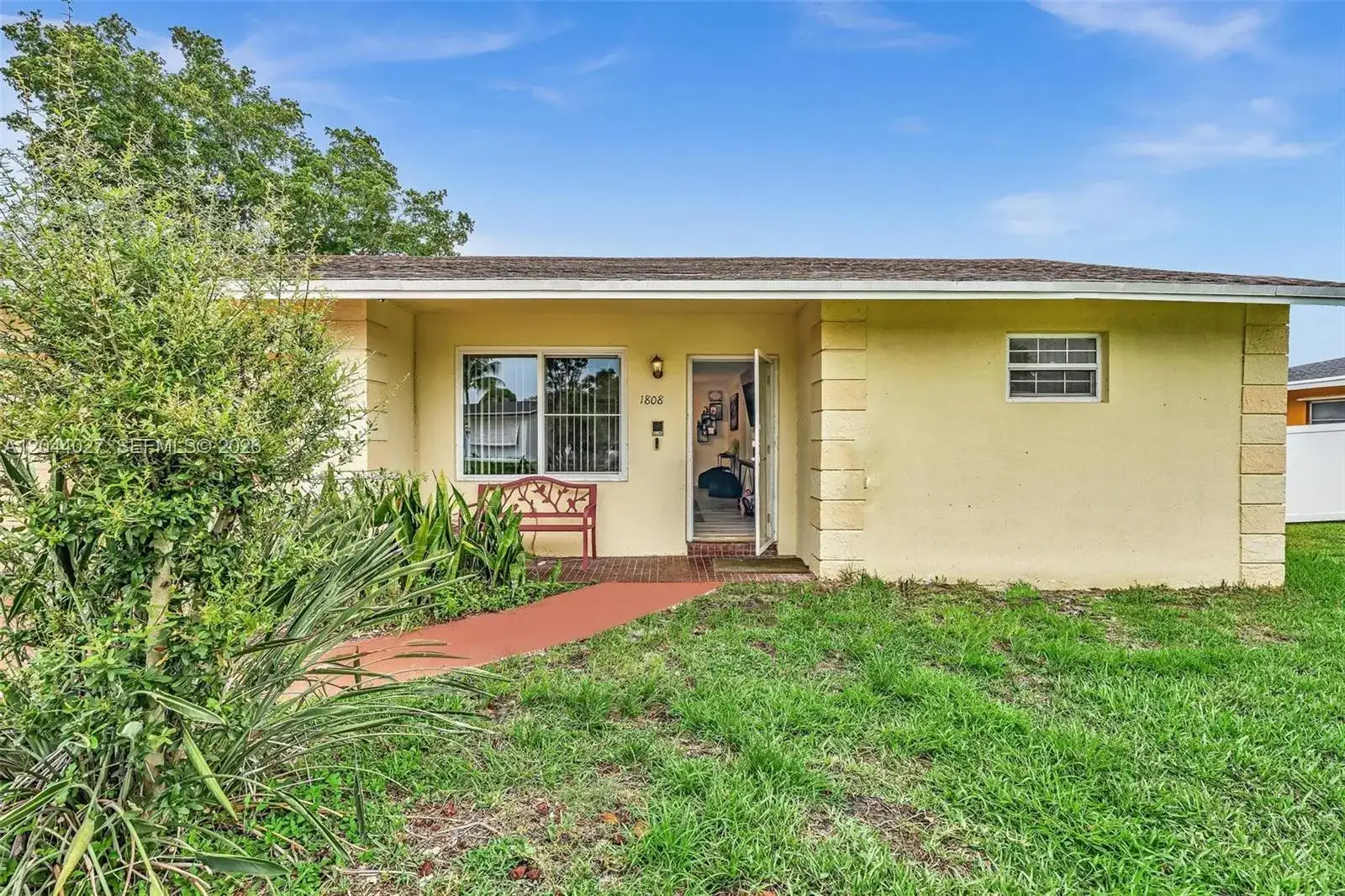 1808 NW 3rd Ct, Fort Lauderdale FL 33311 photo 2