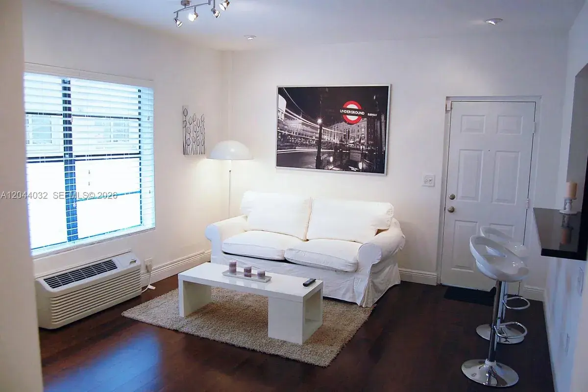 934 Michigan Ave # 105, Miami Beach FL 33139