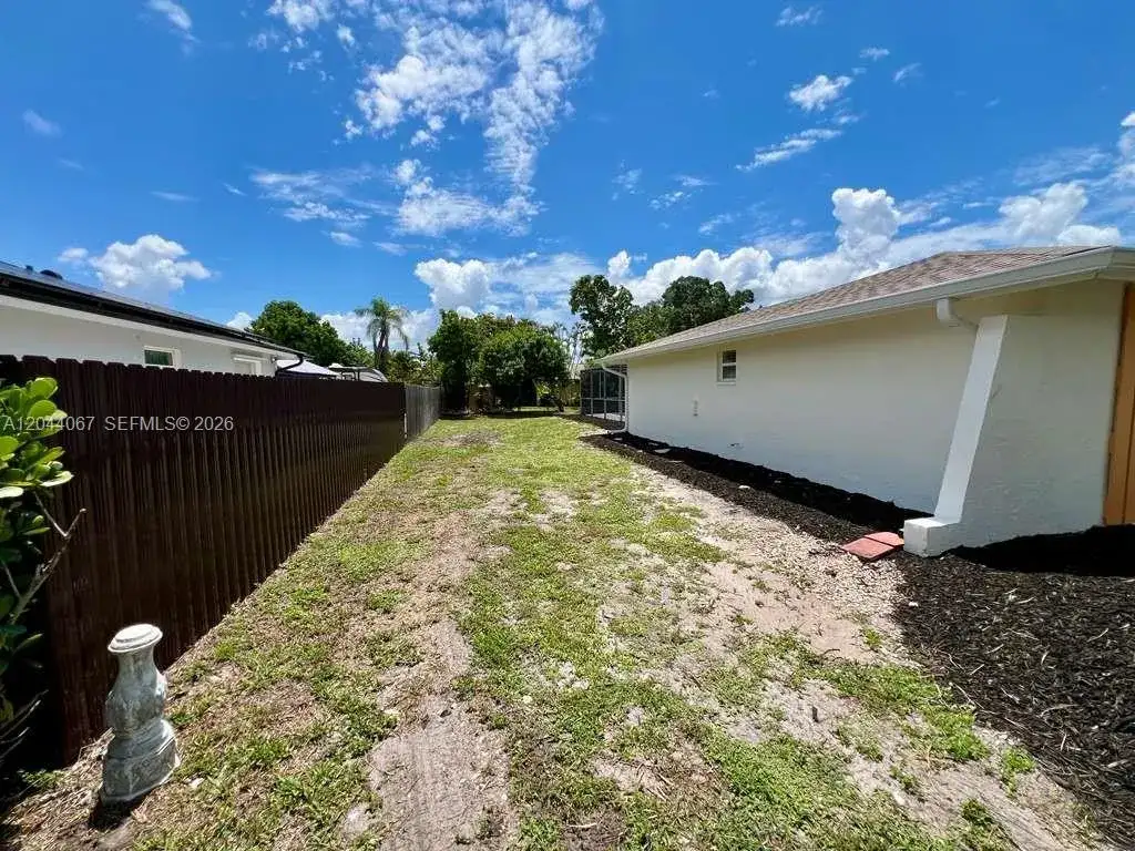 4708 Orange Grove BLVD, North Fort Myers FL 33903 photo 5