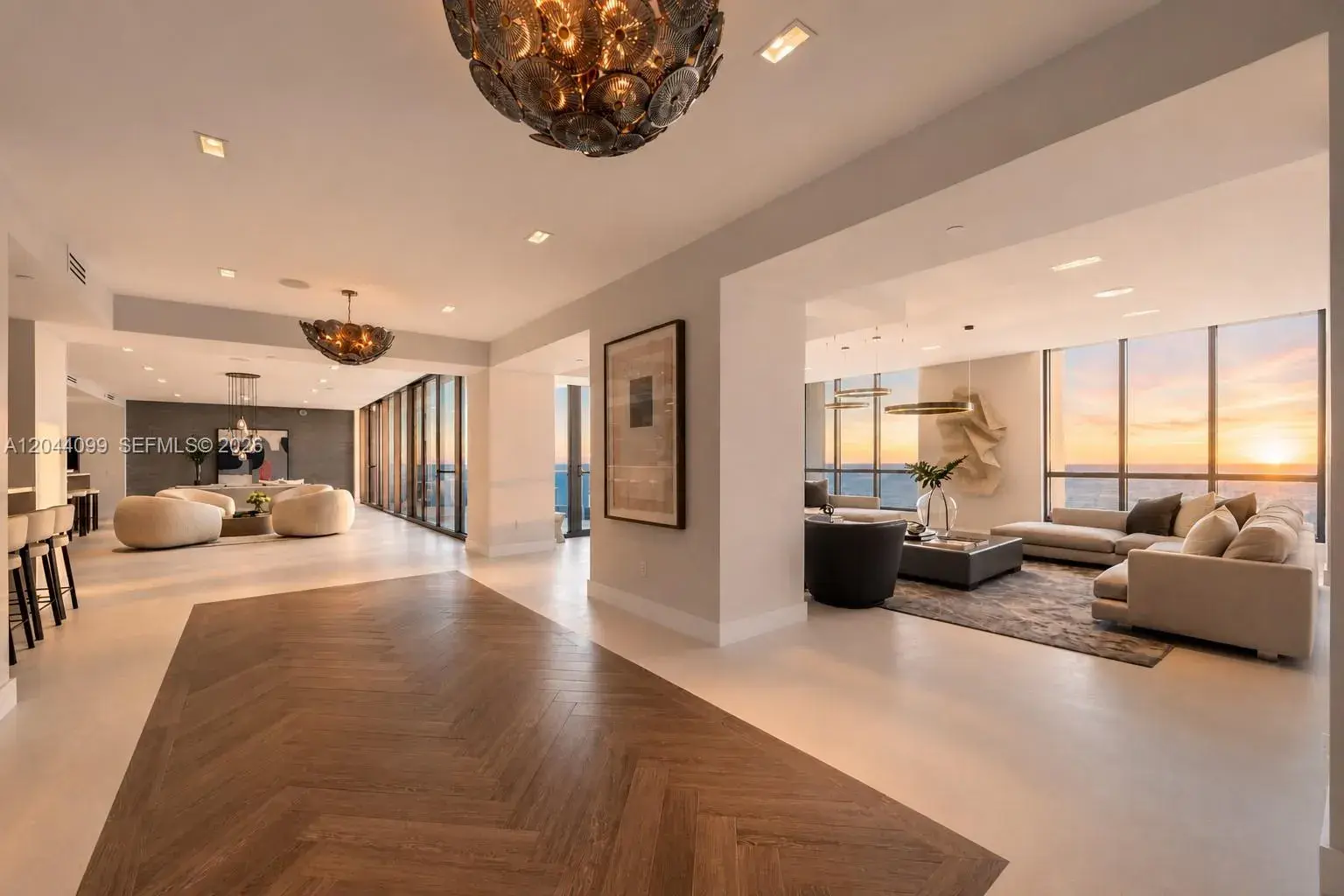 5959 Collins Ave, Miami Beach FL 33140