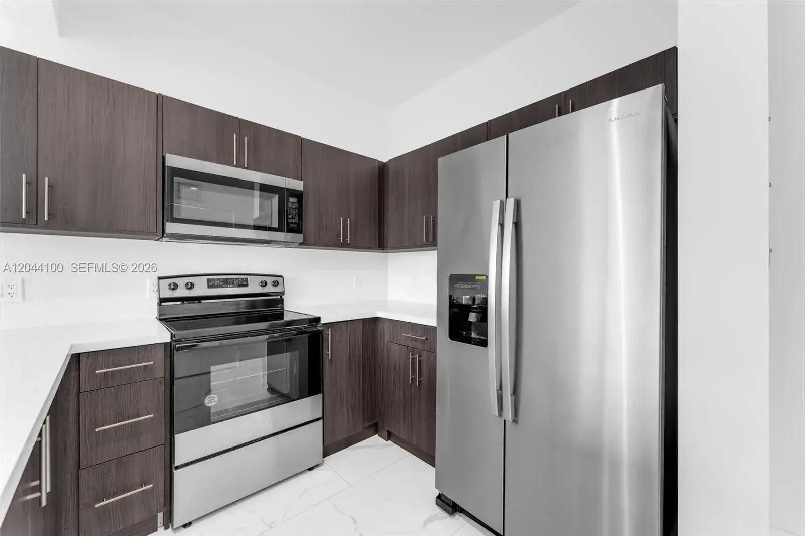 1 Curtiss Pkwy # 312, Miami Springs FL 33166 photo 3