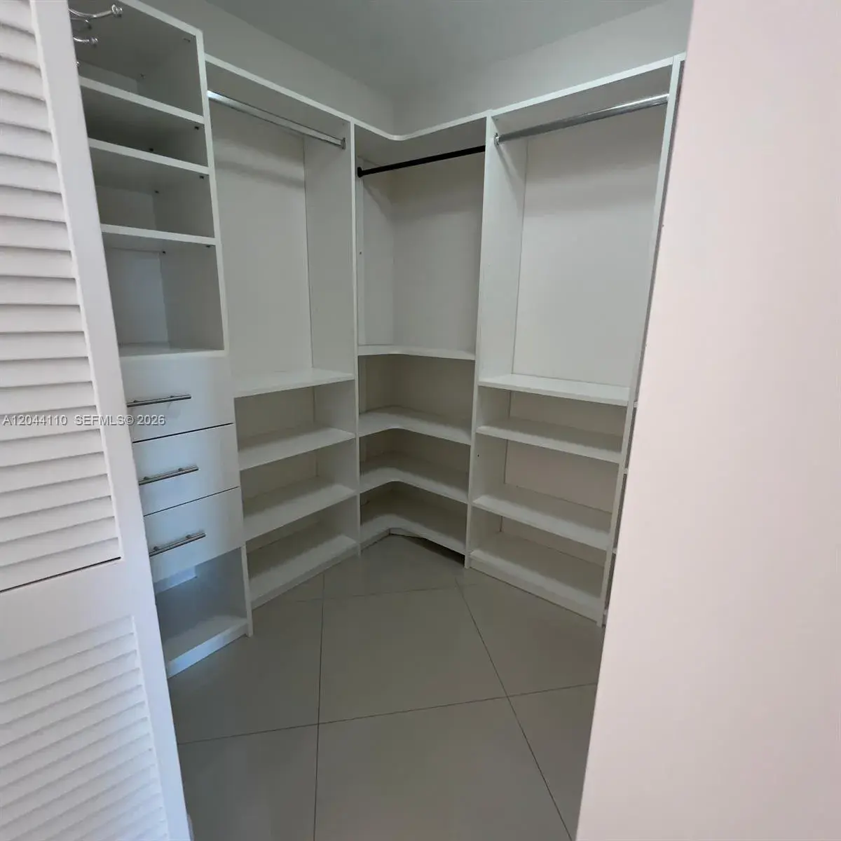 7280 SW 90th St # 205, Miami FL 33156