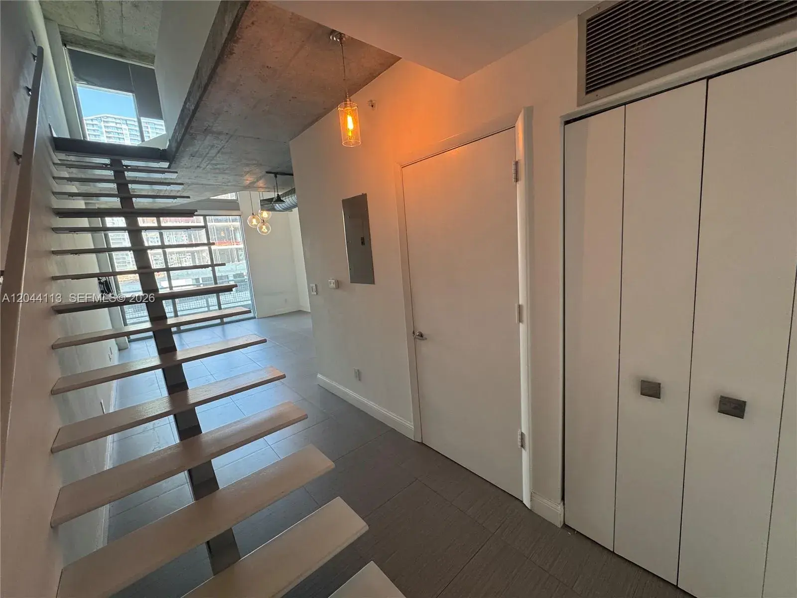 690 SW 1st Ct # 1516, Miami FL 33130